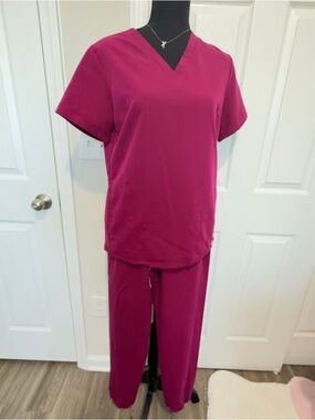 Figs Women's Scrub Set in Magenta